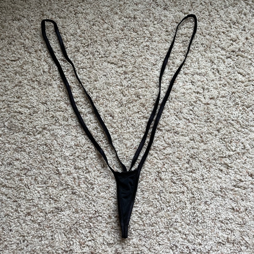 Slingshot bikini